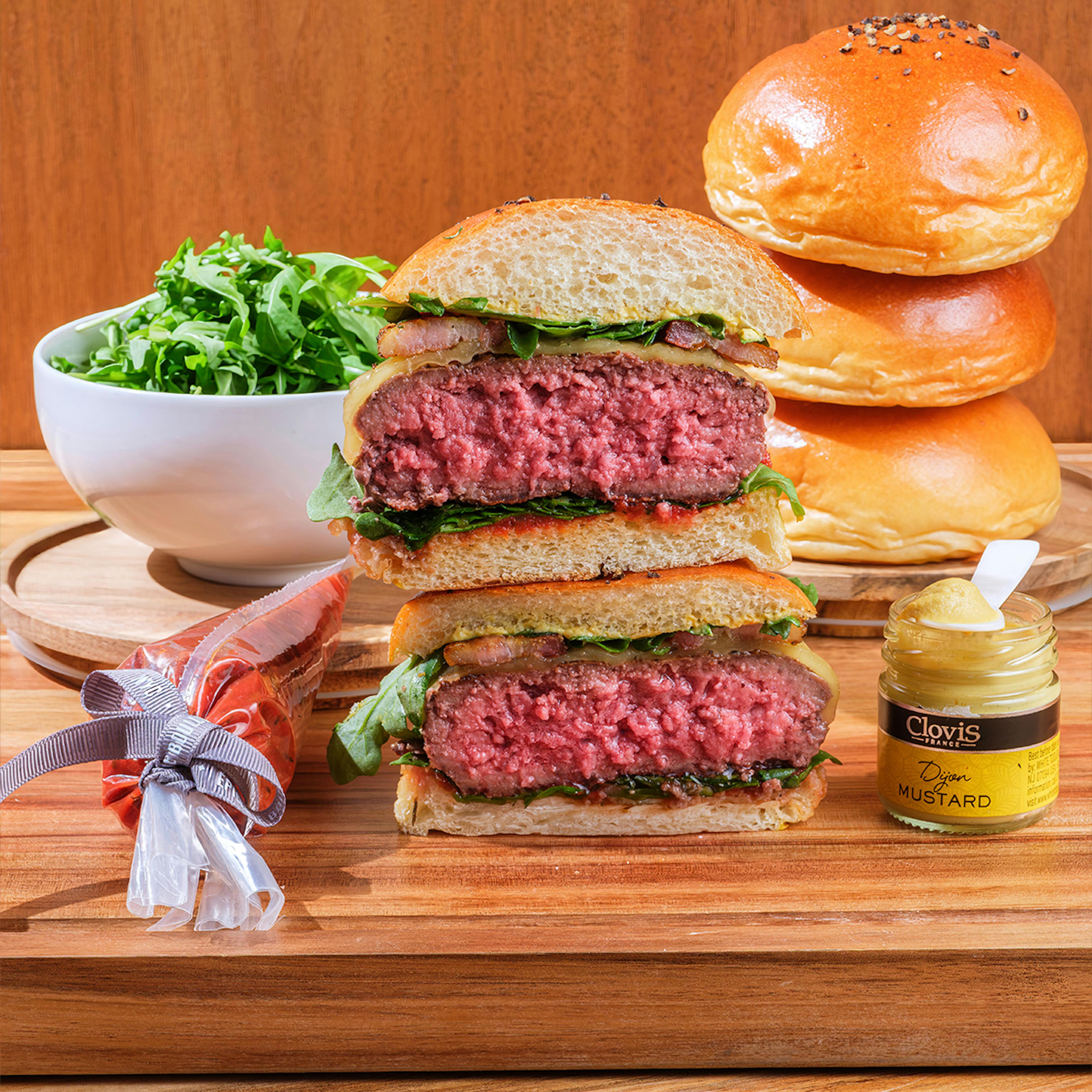 Chef Daniel’s Signature Burger Kit For 4